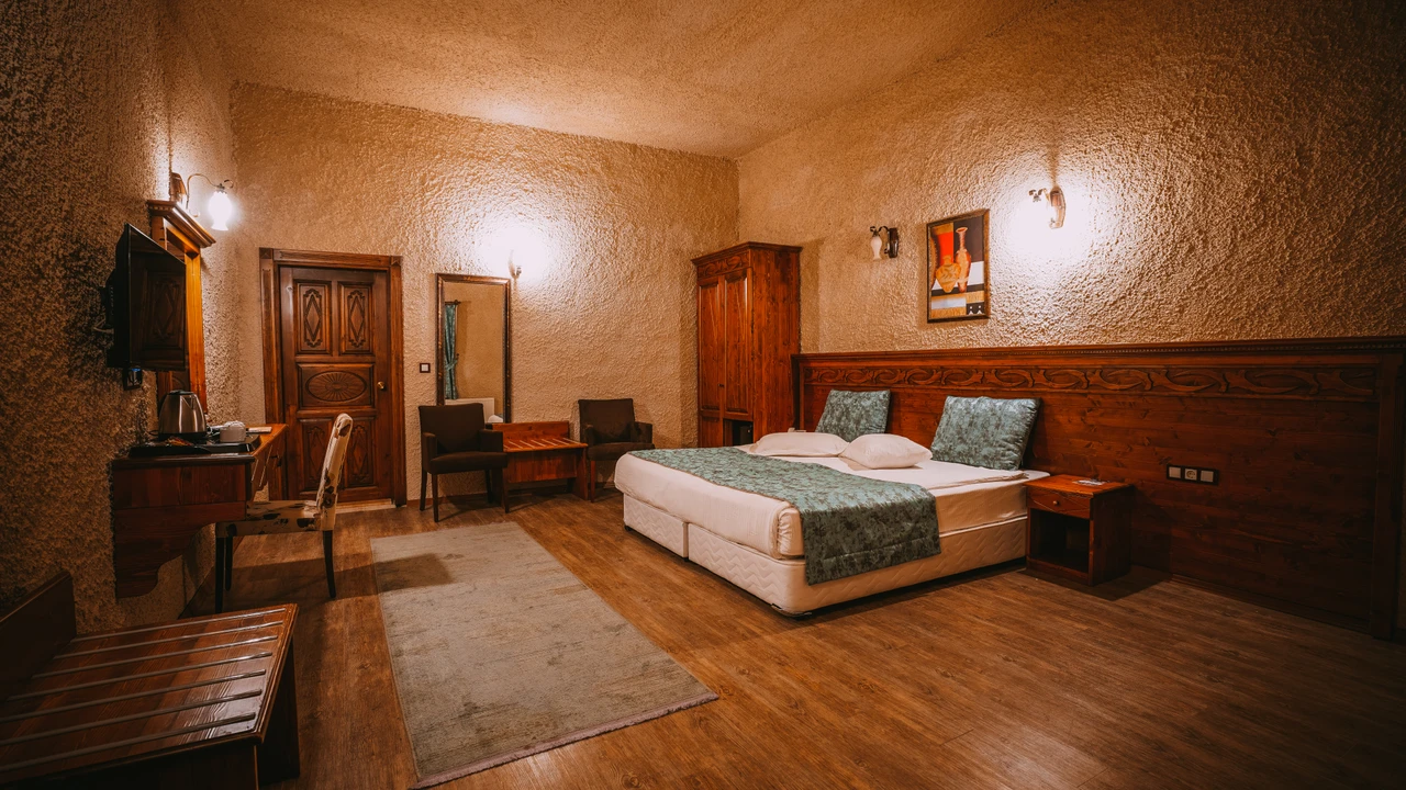 Honeymoon Room